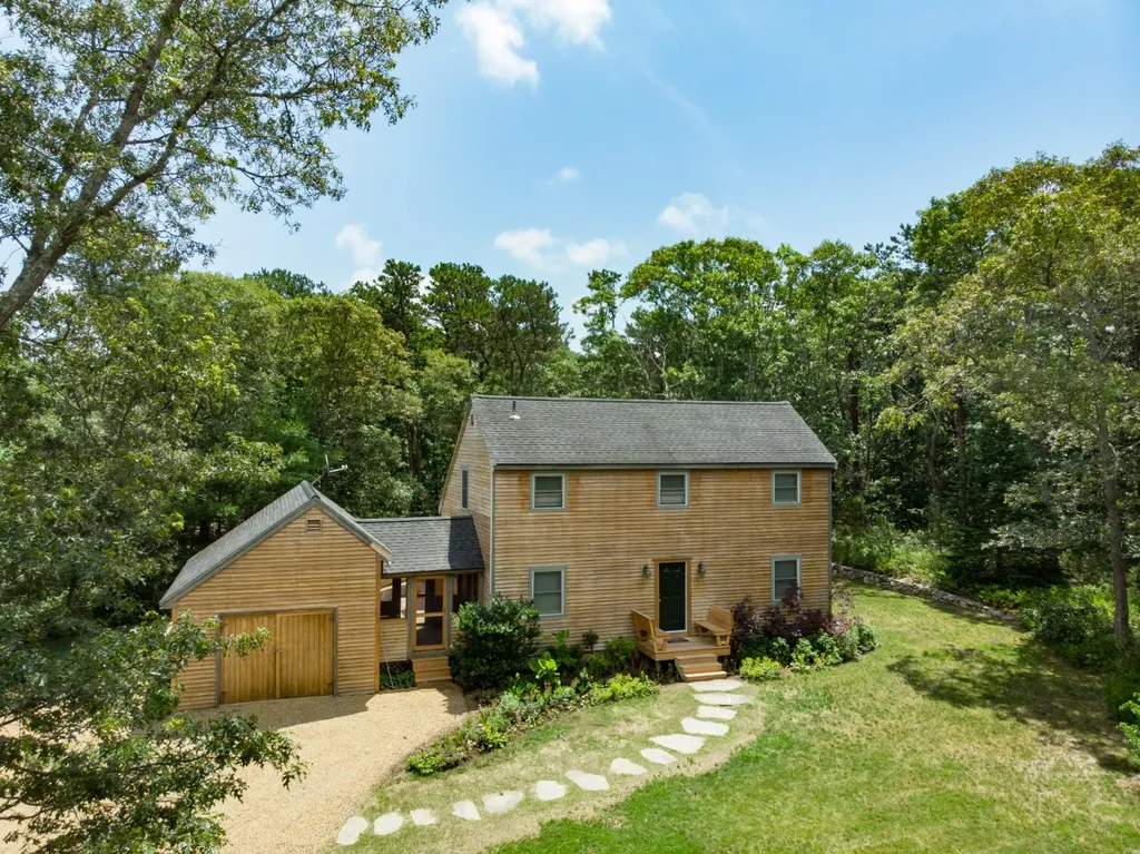 12 Puritan Drive Oak Bluffs MA 02557