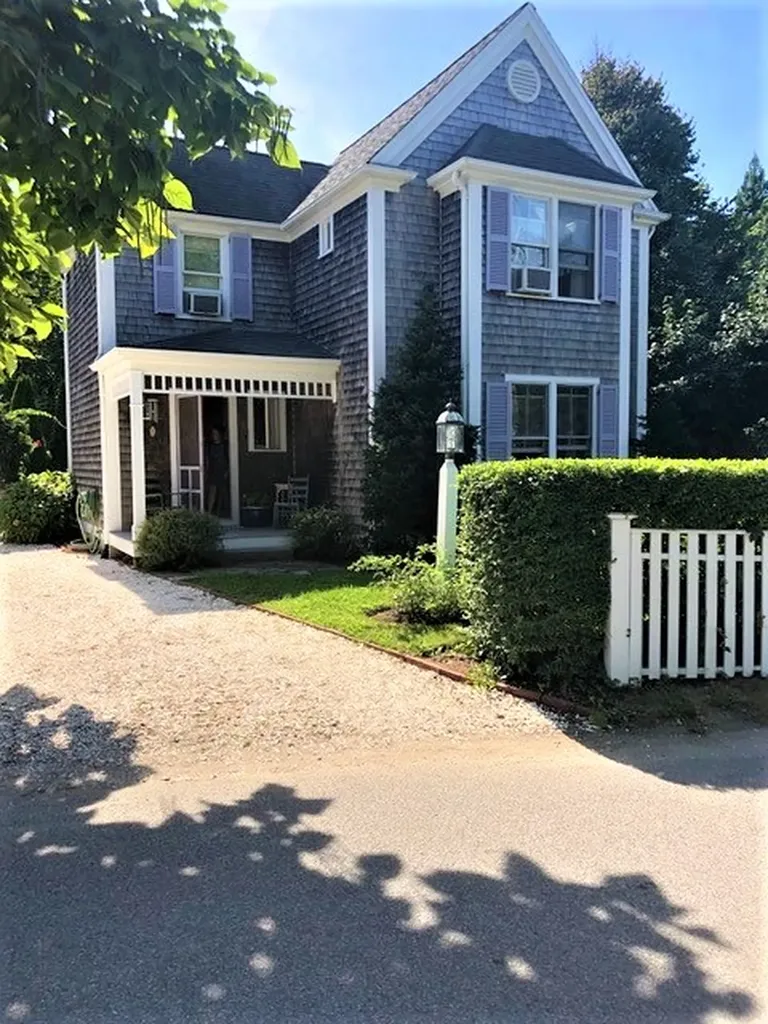 12 Curtis Lane Edgartown MA 02539