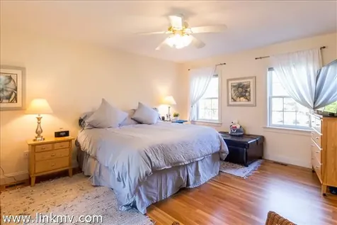 59 Schoolhouse Road Edgartown MA 02539
