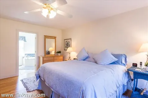 59 Schoolhouse Road Edgartown MA 02539