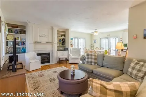 59 Schoolhouse Road Edgartown MA 02539