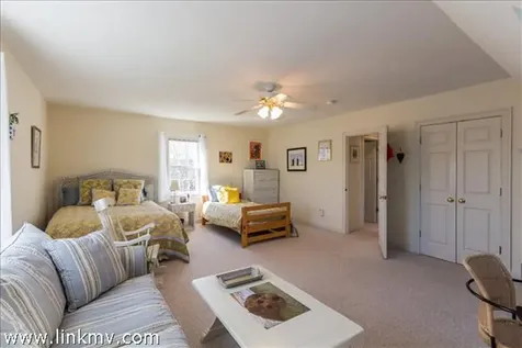 59 Schoolhouse Road Edgartown MA 02539