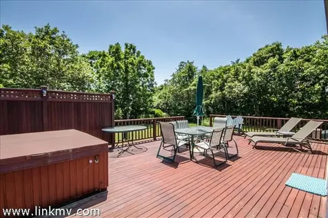 59 Schoolhouse Road Edgartown MA 02539