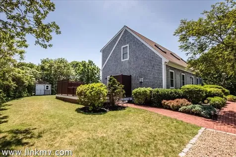 59 Schoolhouse Road Edgartown MA 02539