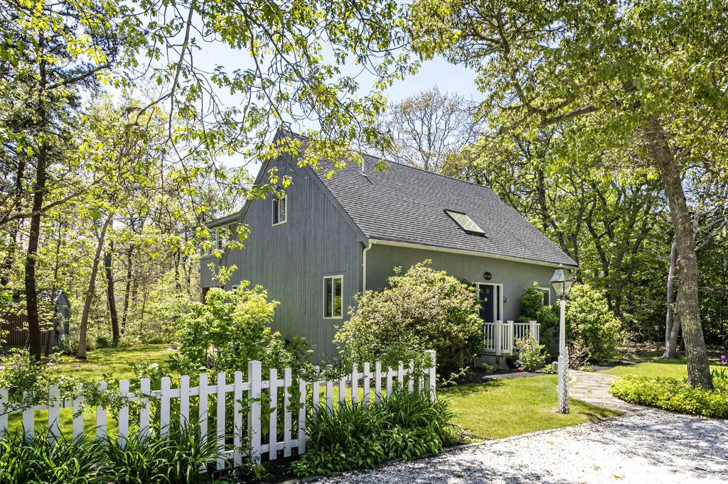 12 Gerts Way Edgartown MA 02539