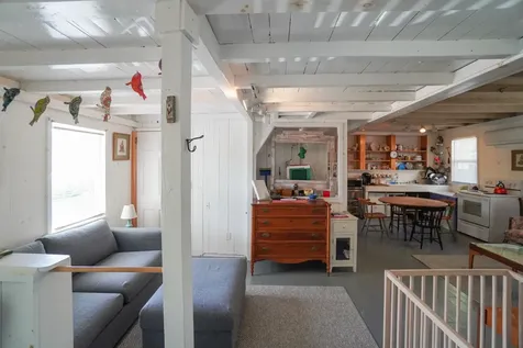 112 Dukes County Avenue Oak Bluffs MA 02557