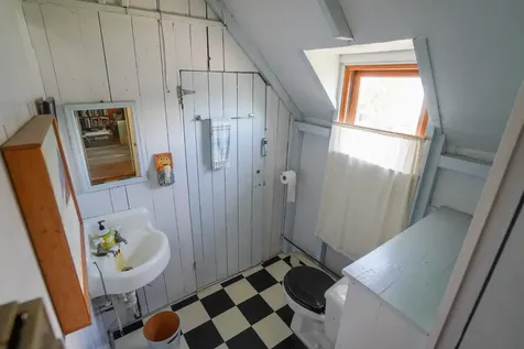 112 Dukes County Avenue Oak Bluffs MA 02557