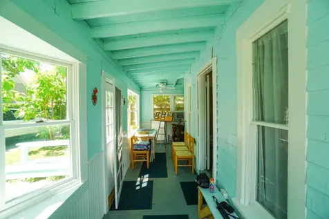 112 Dukes County Avenue Oak Bluffs MA 02557
