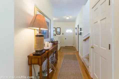 95 School Street Edgartown MA 02539