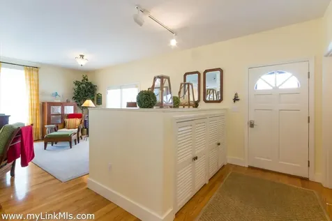 95 School Street Edgartown MA 02539