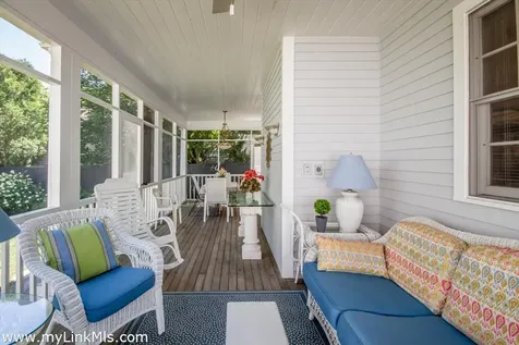 95 School Street Edgartown MA 02539