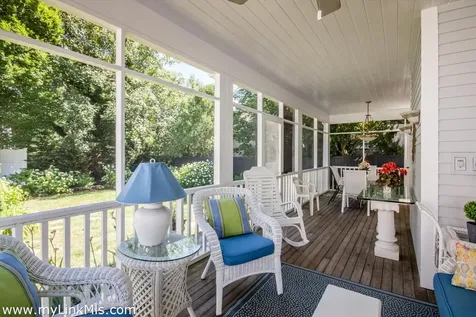 95 School Street Edgartown MA 02539