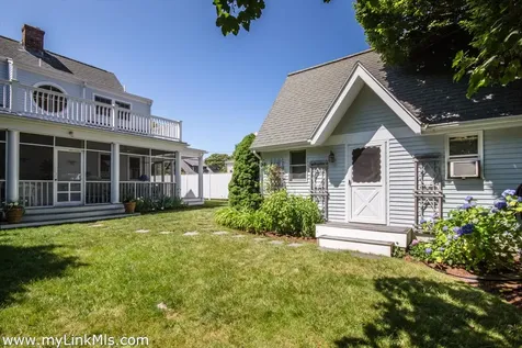 95 School Street Edgartown MA 02539