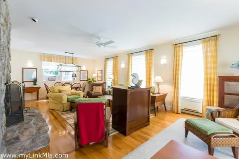 95 School Street Edgartown MA 02539