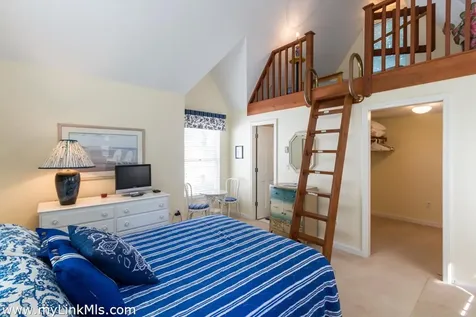 95 School Street Edgartown MA 02539