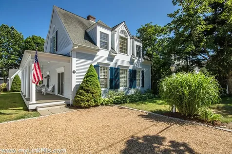 95 School Street Edgartown MA 02539