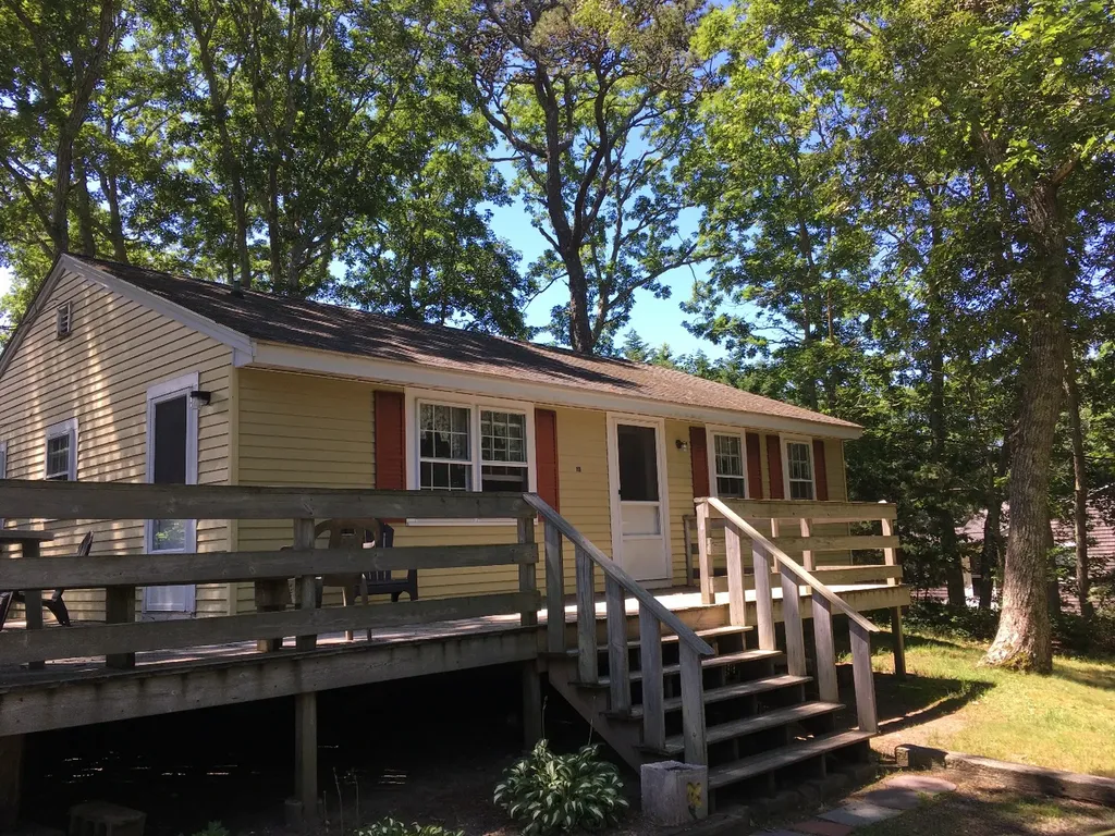 70 West Tashmoo Avenue Vineyard Haven MA 02568