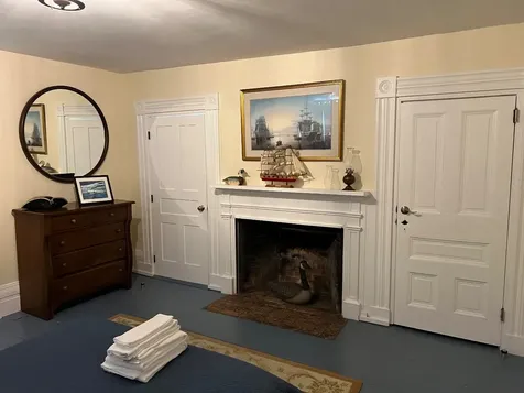 111 Eastville Avenue Oak Bluffs MA 02557