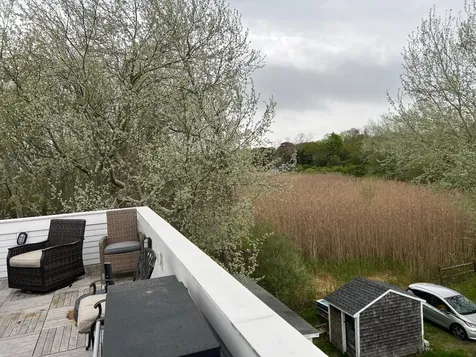 111 Eastville Avenue Oak Bluffs MA 02557