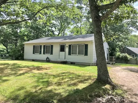 14 Cottage Street Vineyard Haven MA 02568