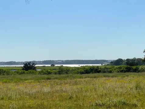 10 Mead Lane Edgartown MA 02539