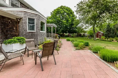 5 Marchants Path Edgartown MA 02539
