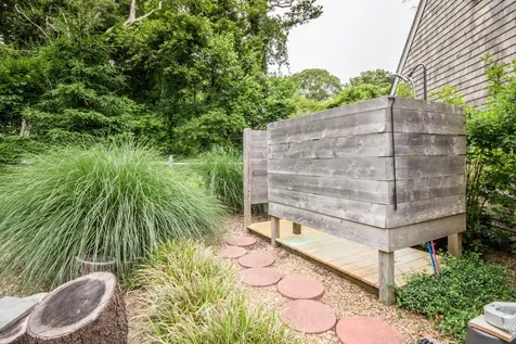 5 Marchants Path Edgartown MA 02539