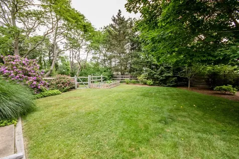 5 Marchants Path Edgartown MA 02539