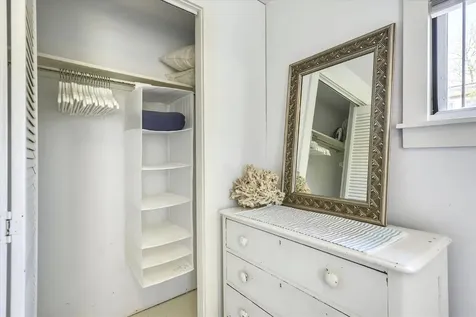 14 Rose Avenue Oak Bluffs MA 02557