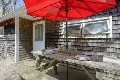 14 Rose Avenue Oak Bluffs MA 02557