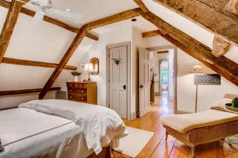 5 Stillpoint Meadows Road West Tisbury MA 02575