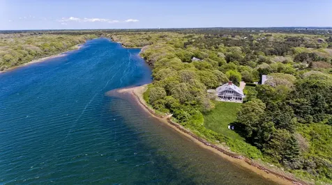 86 Turkeyland Cove Road Edgartown MA 02539