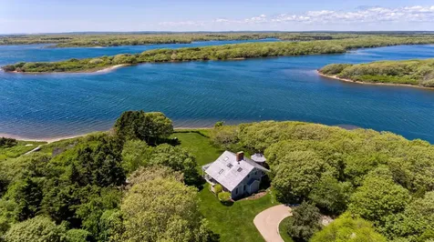 86 Turkeyland Cove Road Edgartown MA 02539