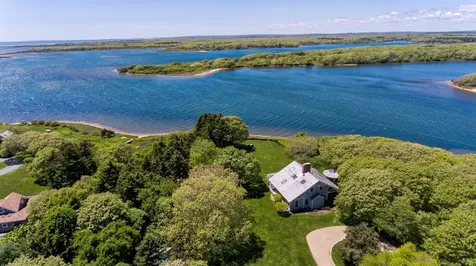 86 Turkeyland Cove Road Edgartown MA 02539