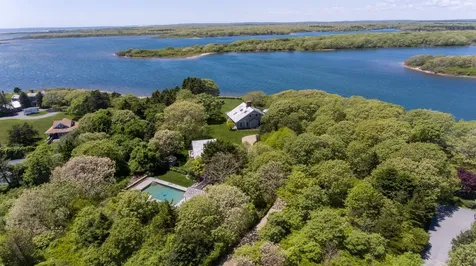 86 Turkeyland Cove Road Edgartown MA 02539