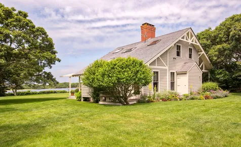 86 Turkeyland Cove Road Edgartown MA 02539