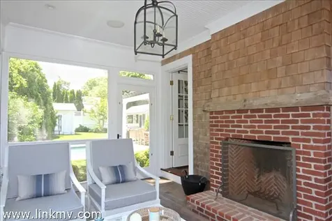 10 Norton Street Edgartown MA 02539