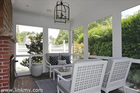 10 Norton Street Edgartown MA 02539