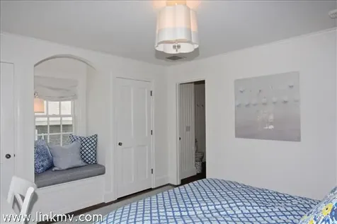10 Norton Street Edgartown MA 02539