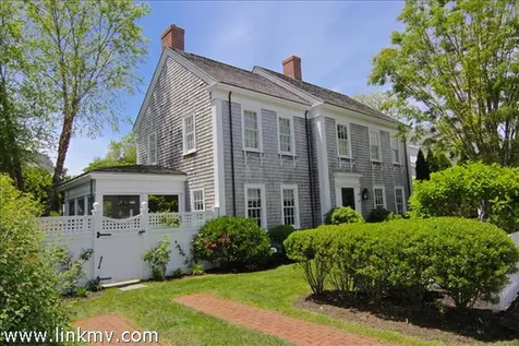 10 Norton Street Edgartown MA 02539