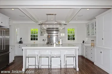 10 Norton Street Edgartown MA 02539