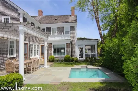 10 Norton Street Edgartown MA 02539