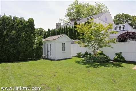 10 Norton Street Edgartown MA 02539