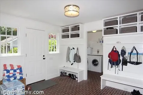 10 Norton Street Edgartown MA 02539