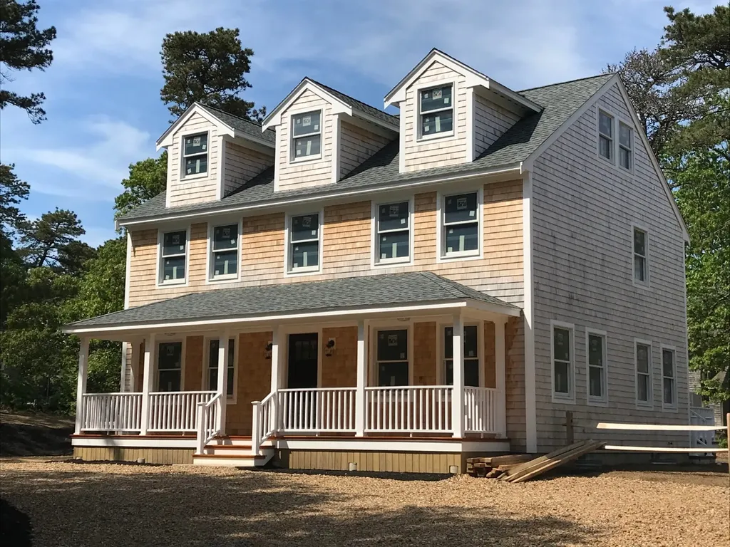 30 Pondview Drive Oak Bluffs MA 02557