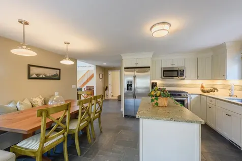 21 Vickers Street Edgartown MA 02539