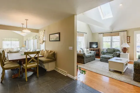 21 Vickers Street Edgartown MA 02539