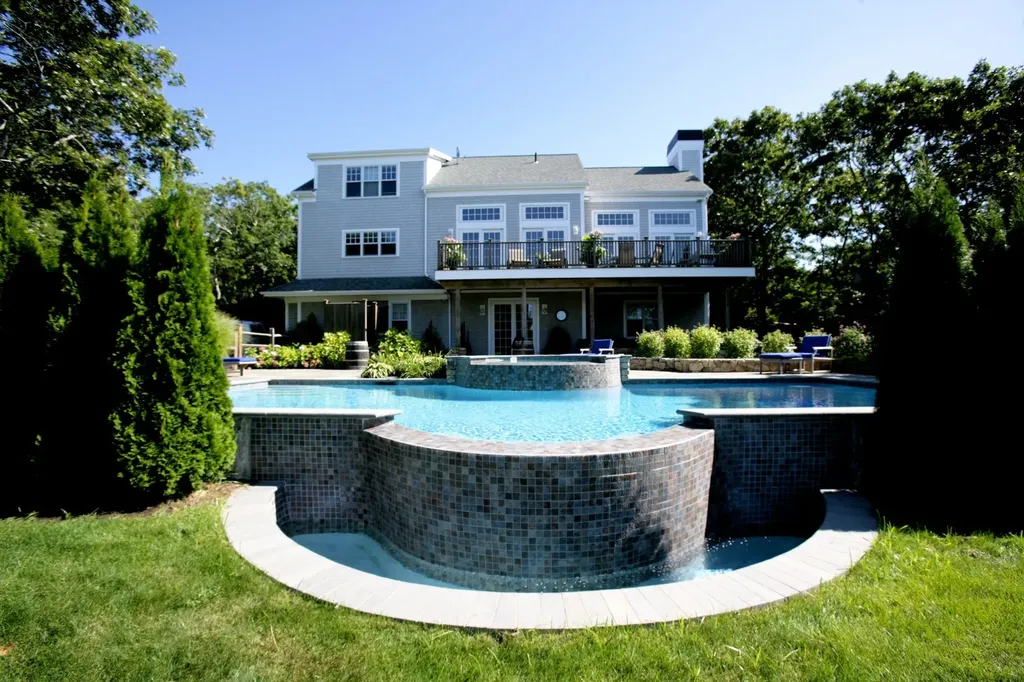 29 Llewellyn Way Edgartown MA 02539