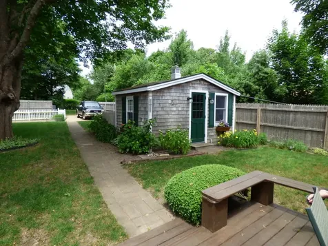 7 Goode Street Oak Bluffs MA 02557