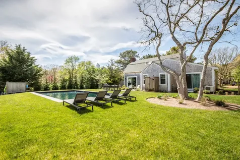 46 Marthas Road Edgartown MA 02539